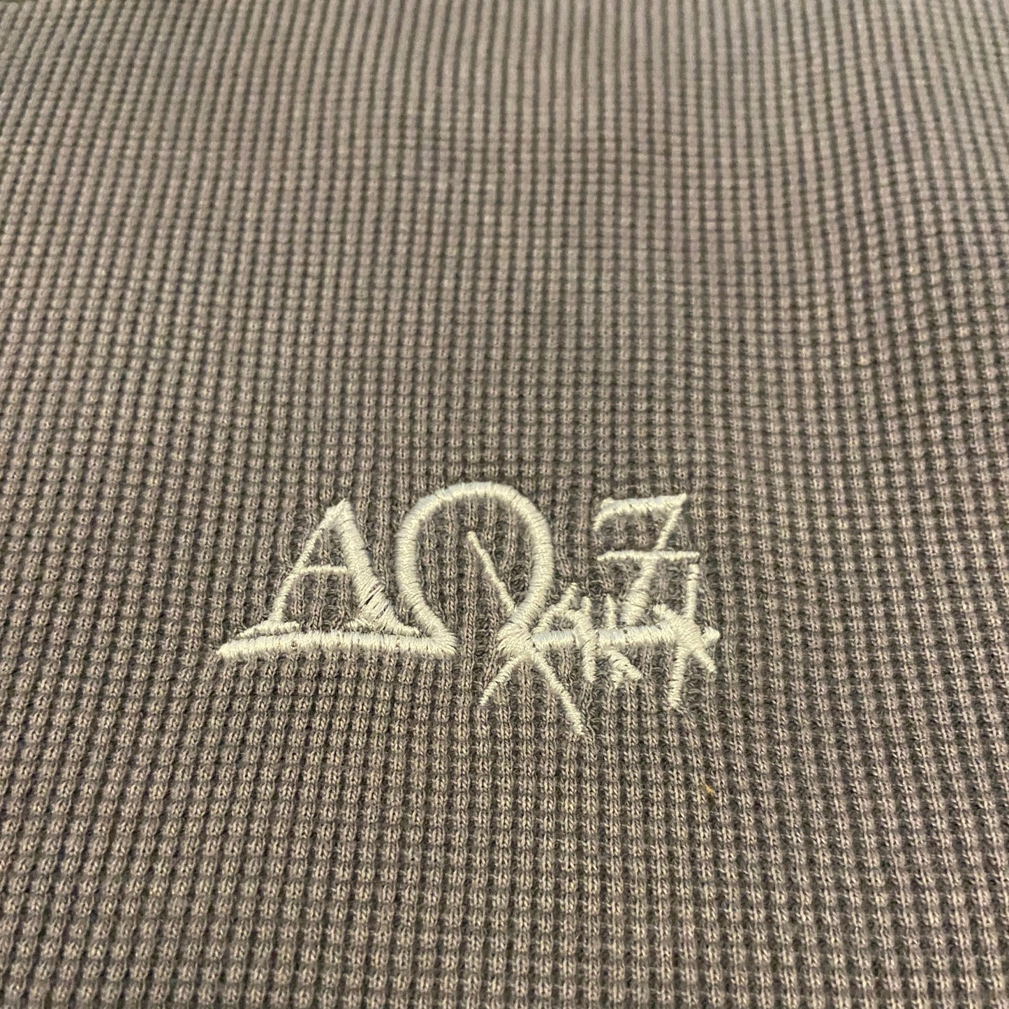 Gray Navy Faded Dragon Thermal